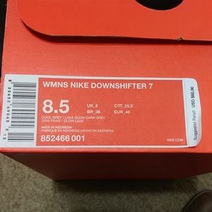 Nike Shoes - Woman's Nike Shoe Nike Shoes - Woman's Nike Shoe